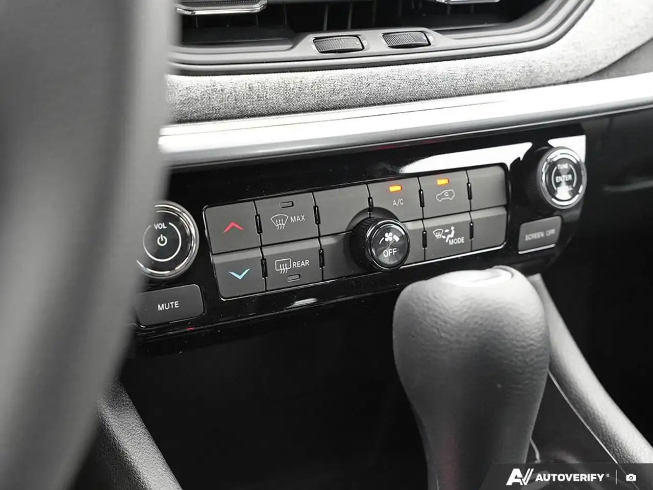 Jeep Compass photo Jeep Compass