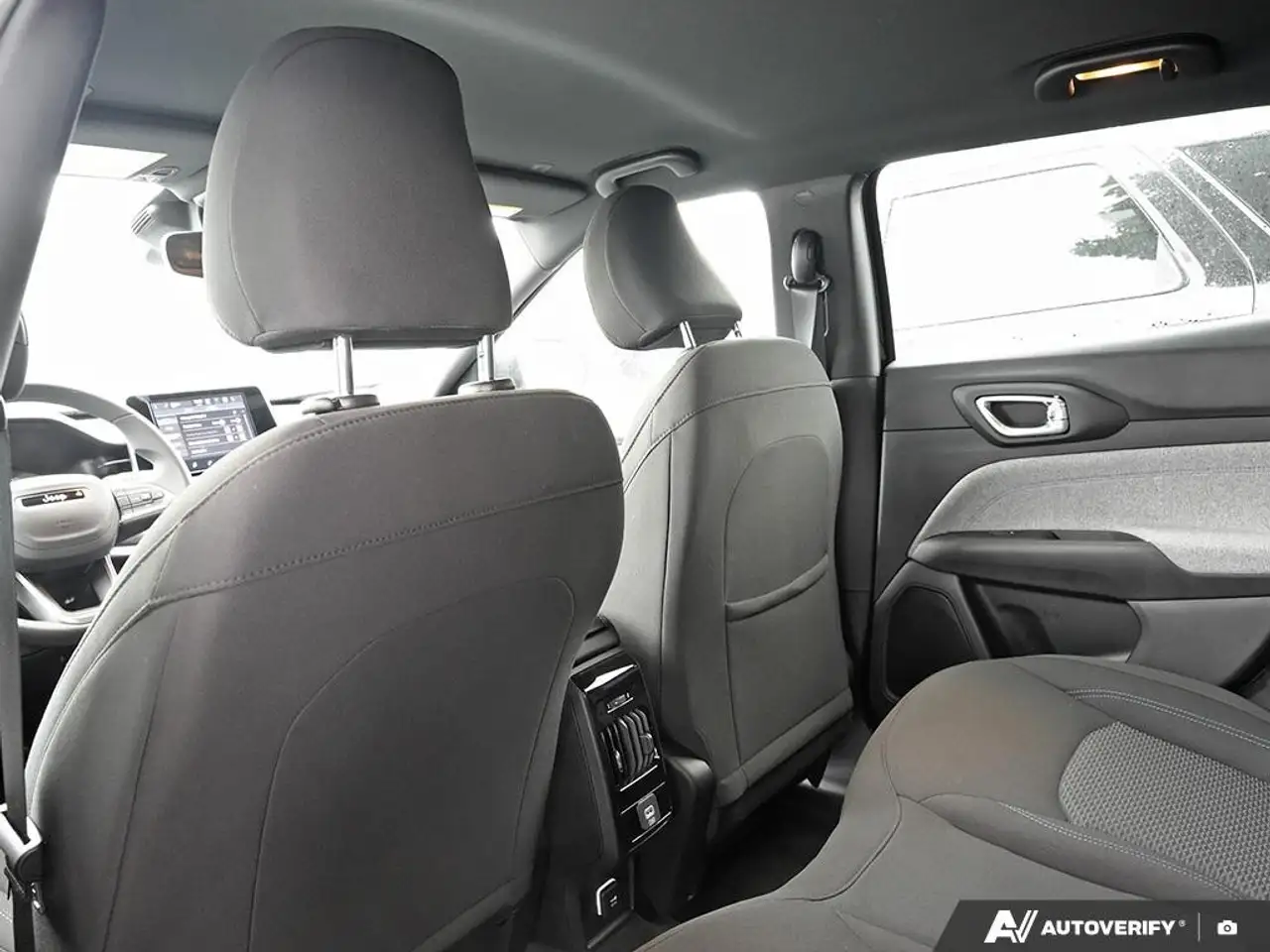 Jeep Compass photo Jeep Compass