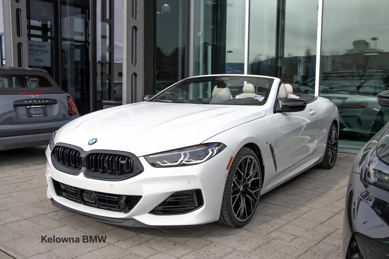 BMW 8 Series снимка BMW 8 Series