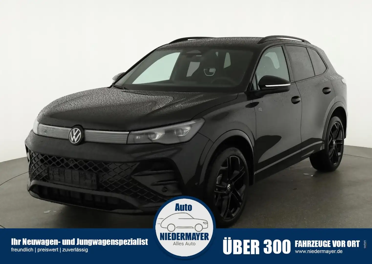 Volkswagen Tiguan TSI DSG 4M R-LINE Black, AHK, IQ.Light, AreaView, Schwarz - 1
