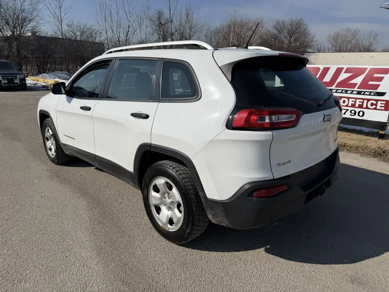 Jeep Cherokee снимка Jeep Cherokee