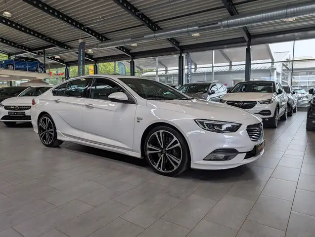Opel Insignia 4x4 Matrix Leder Memory SHZ LHZ WSH AHK