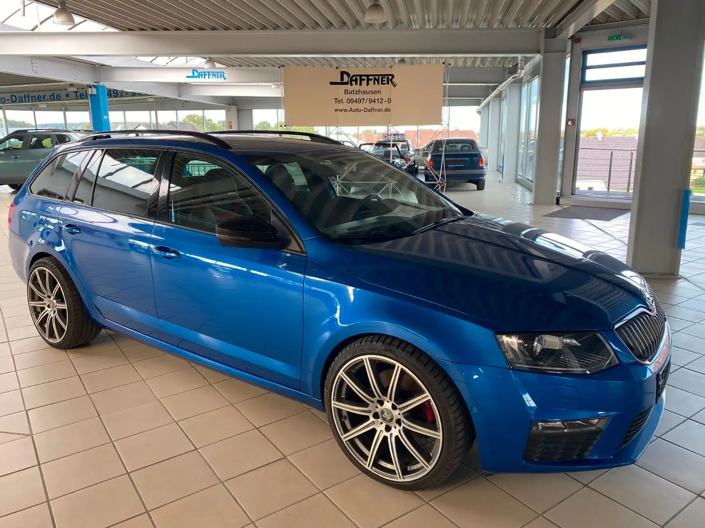 Skoda Octavia Combi RS TDi / beh. Frontscheibe/LED Blauw - 1