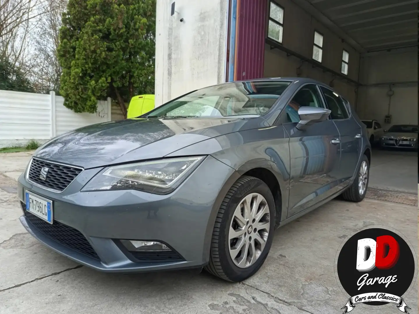 SEAT Leon Leon III 2013 5p 1.6 tdi cr Business Led s Gris - 1