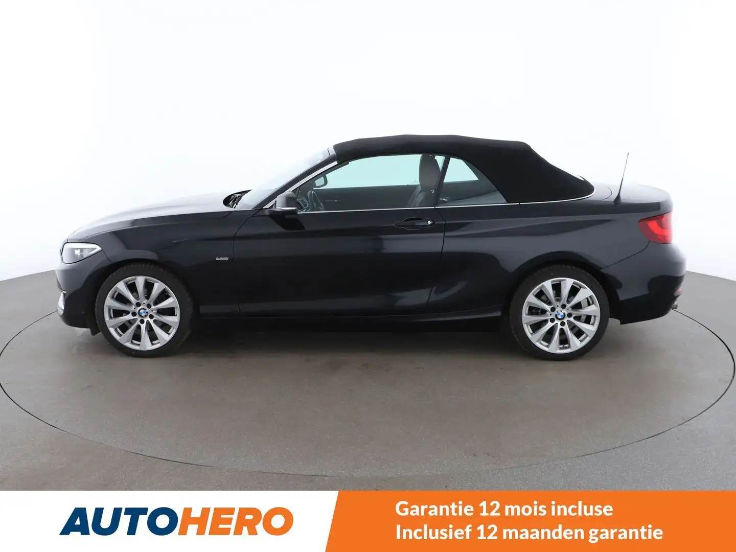 BMW 218 218i Luxury Line Zwart - 2