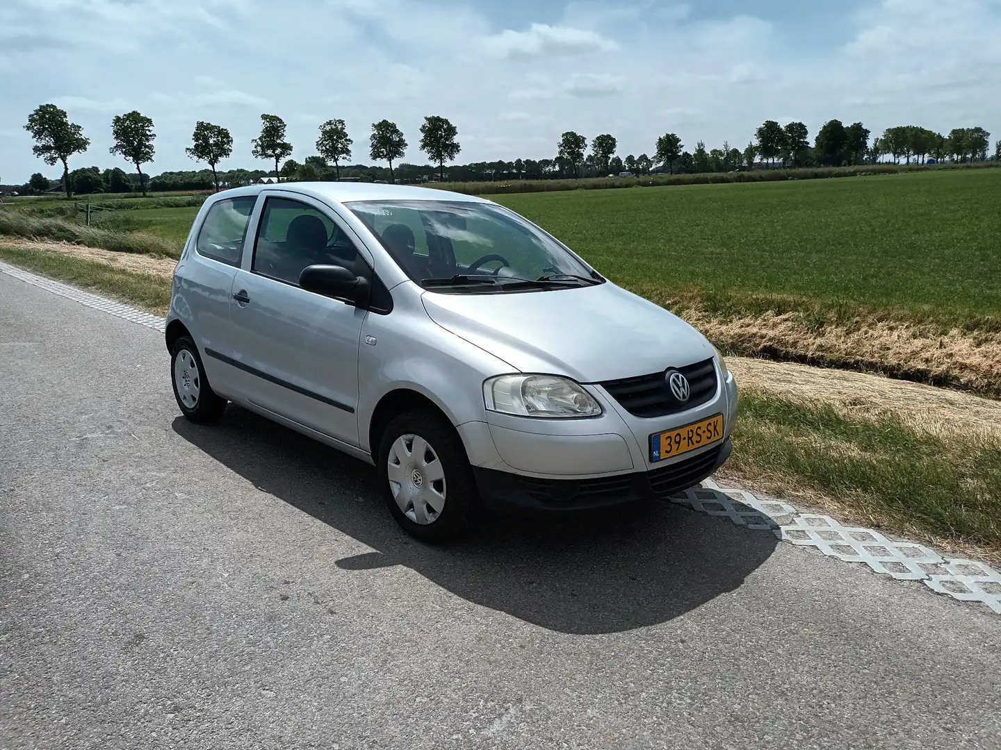 Volkswagen Fox 1.4 - 2