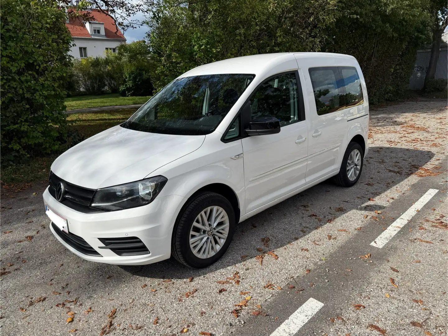 Volkswagen Caddy Kombi Trendline 2,0 TDI - 1