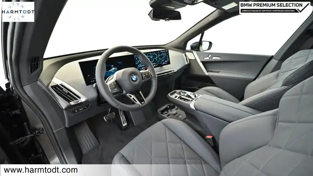 BMW Ix view 9