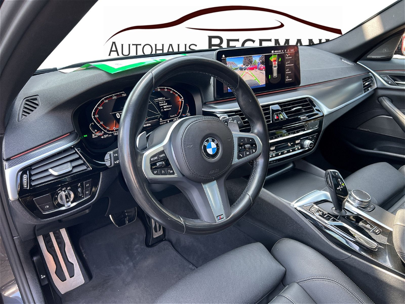 BMW 520 d T M Sportpaket AHK Pano HK — photo 12