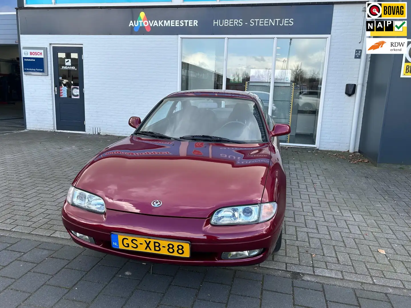 Mazda MX-6 2.0i-16V Червоний - 1