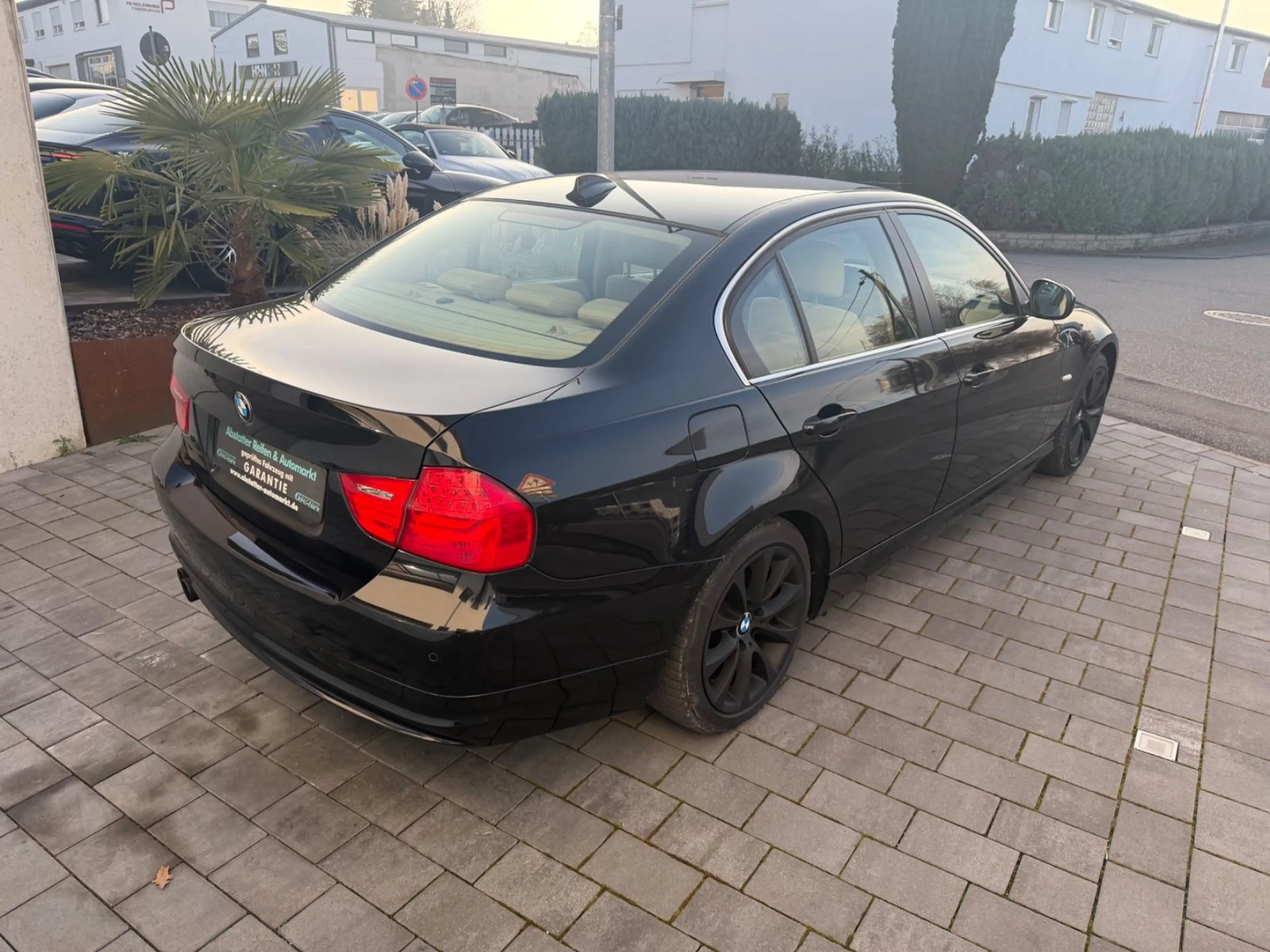 BMW 325 i Lim e90 Schalter/Navi — photo 2