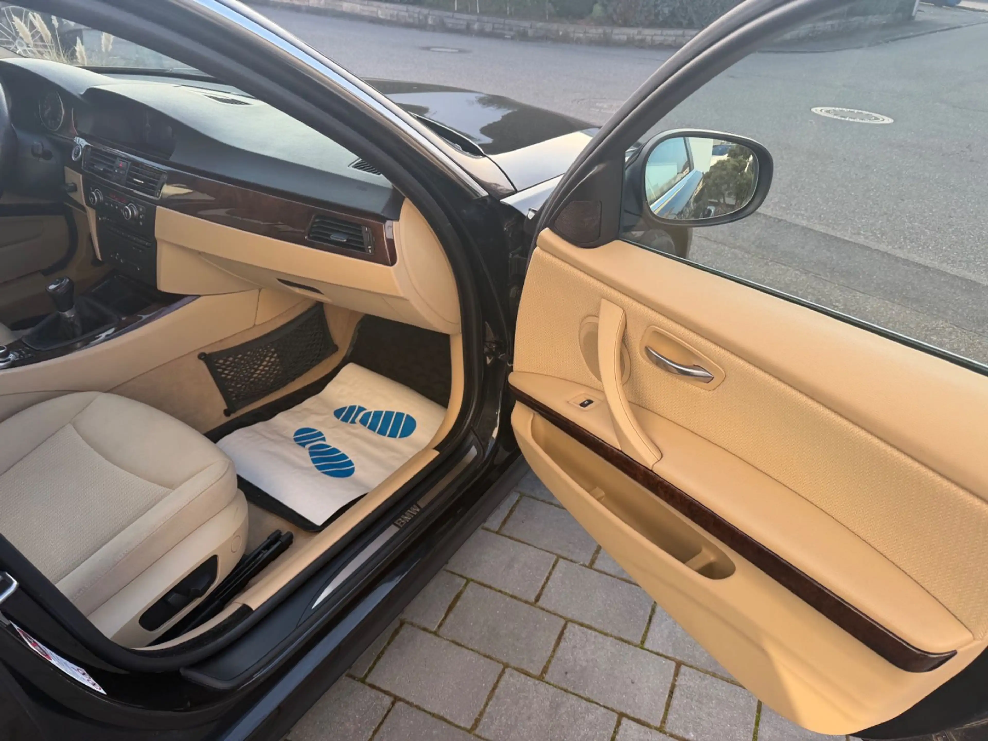 BMW 325 i Lim e90 Schalter/Navi — photo 8