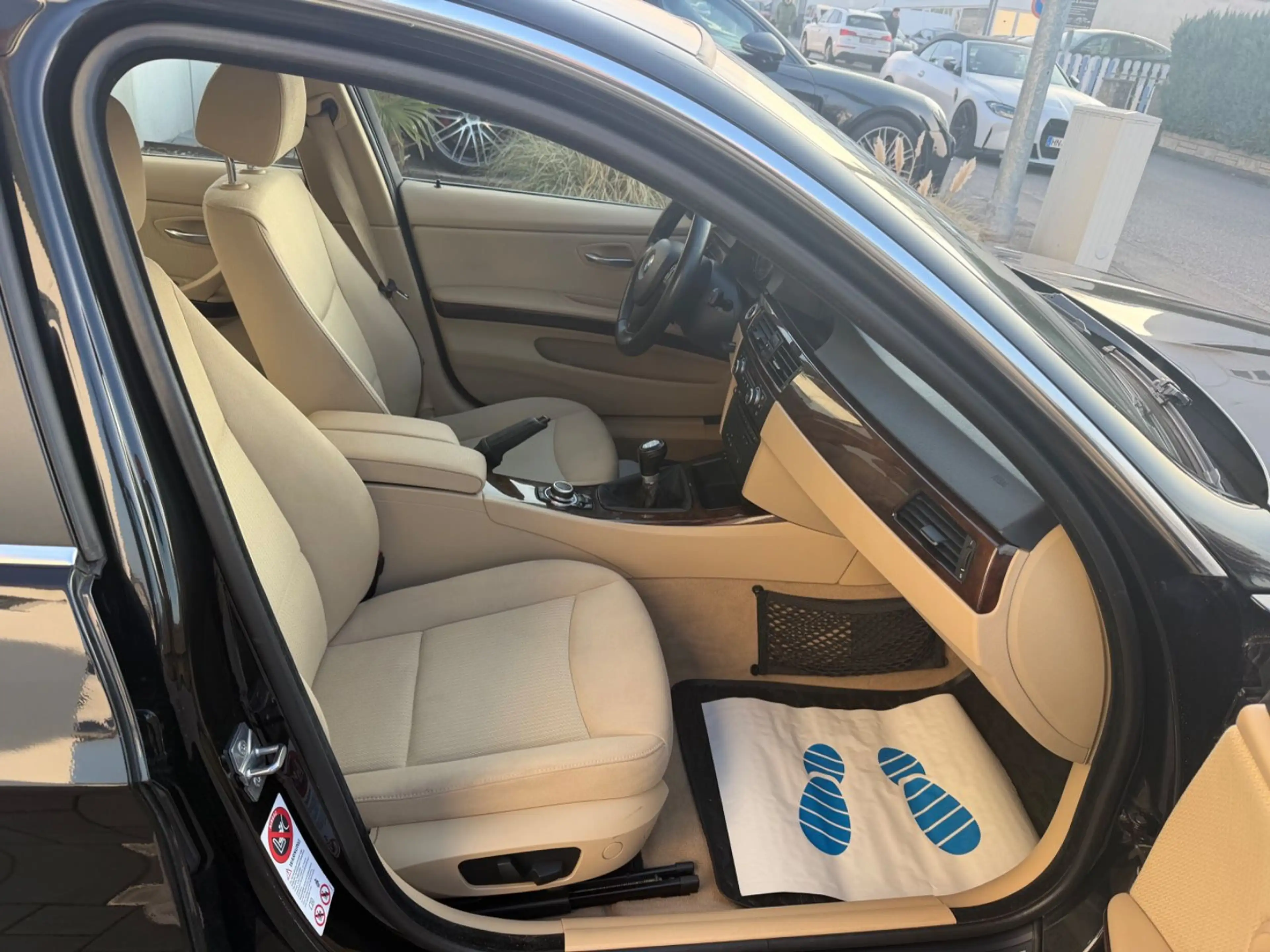 BMW 325 i Lim e90 Schalter/Navi — photo 7