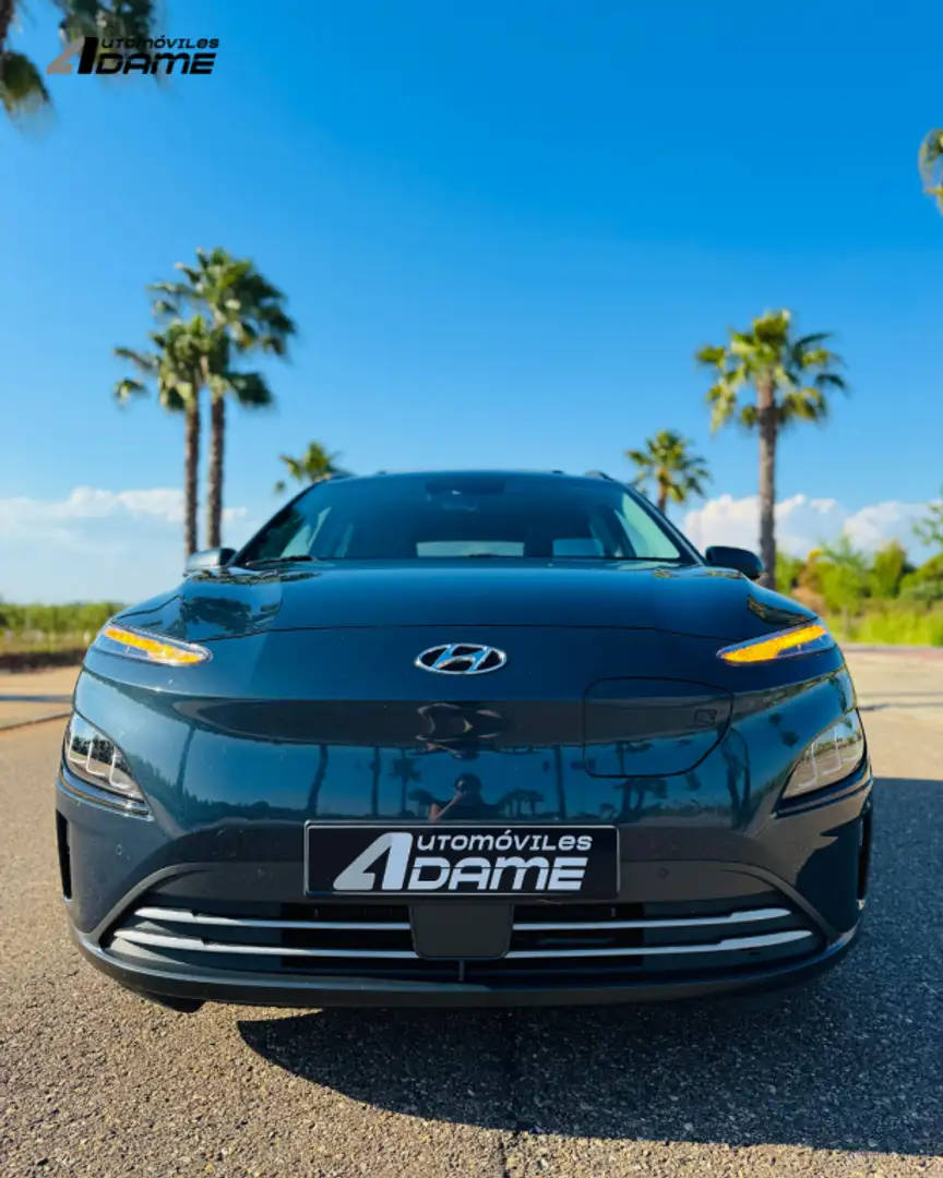 Hyundai KONA EV Style Sky 150kW Gris - 2