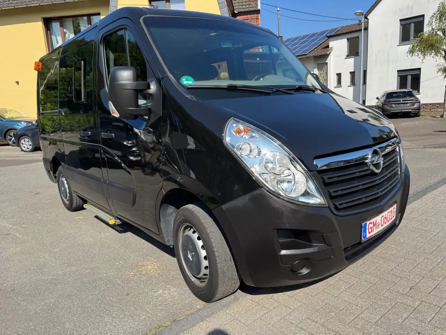 Opel Movano B L1H1RollstuhlumbauE.RollstuhlRampe8Sitz Schwarz - 2