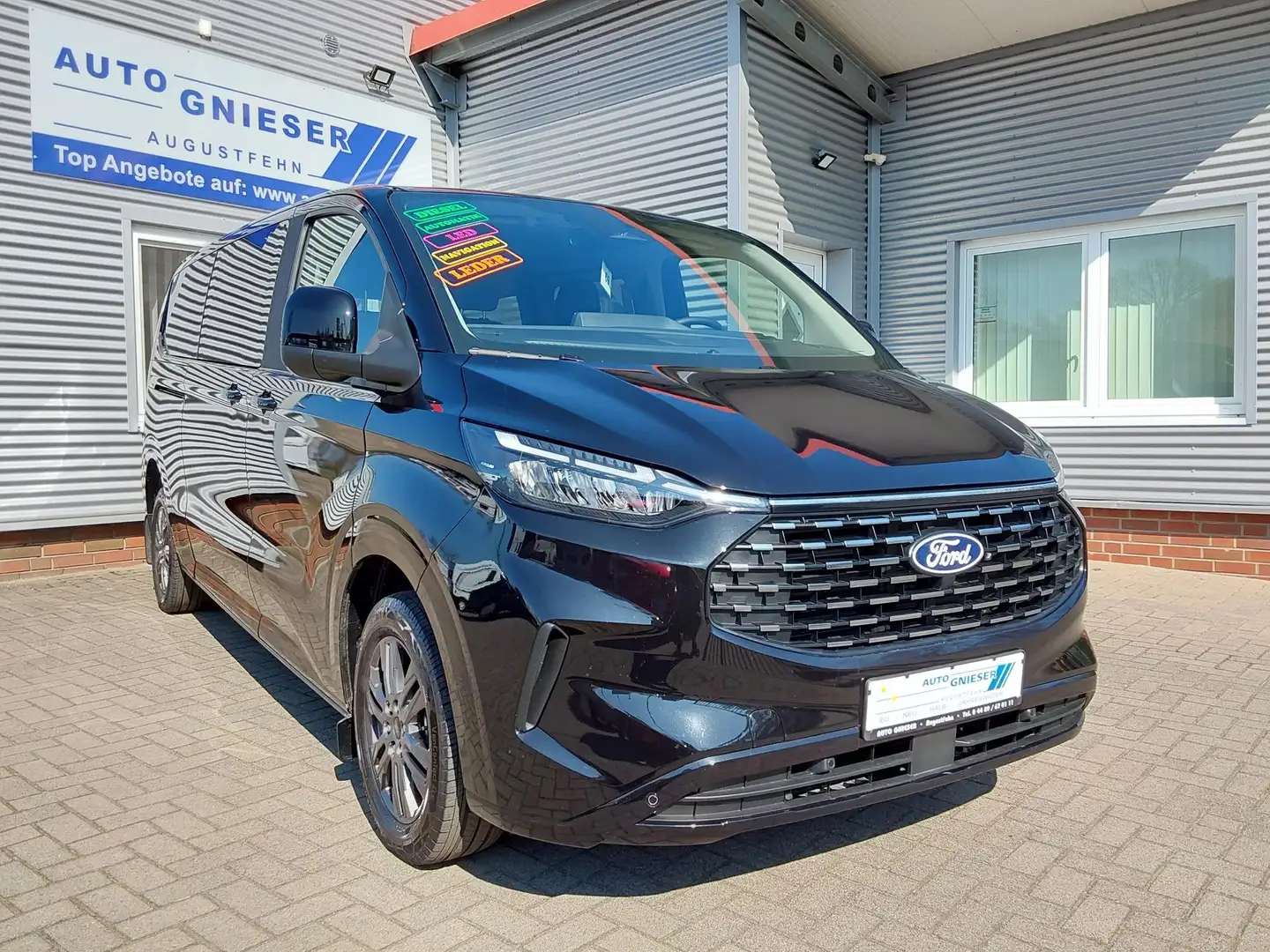 Ford Tourneo 2.0 EcoBlue 320 L2 Titanium ACC/LED/PDC/SHZ/KAM... Schwarz - 1