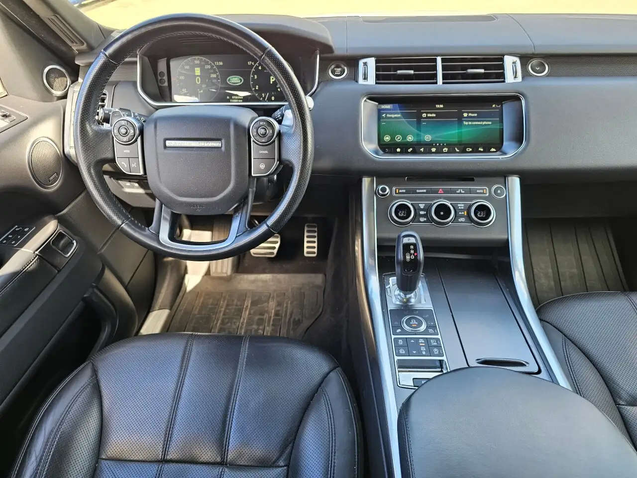 Land Rover Range Rover Sport снимка Land Rover Range Rover Sport