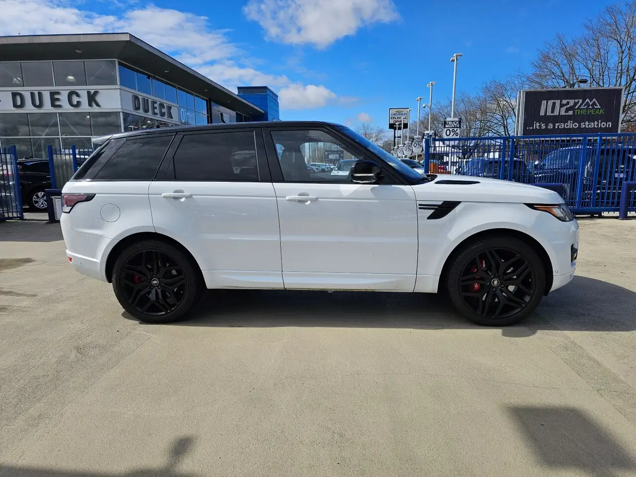Land Rover Range Rover Sport снимка Land Rover Range Rover Sport