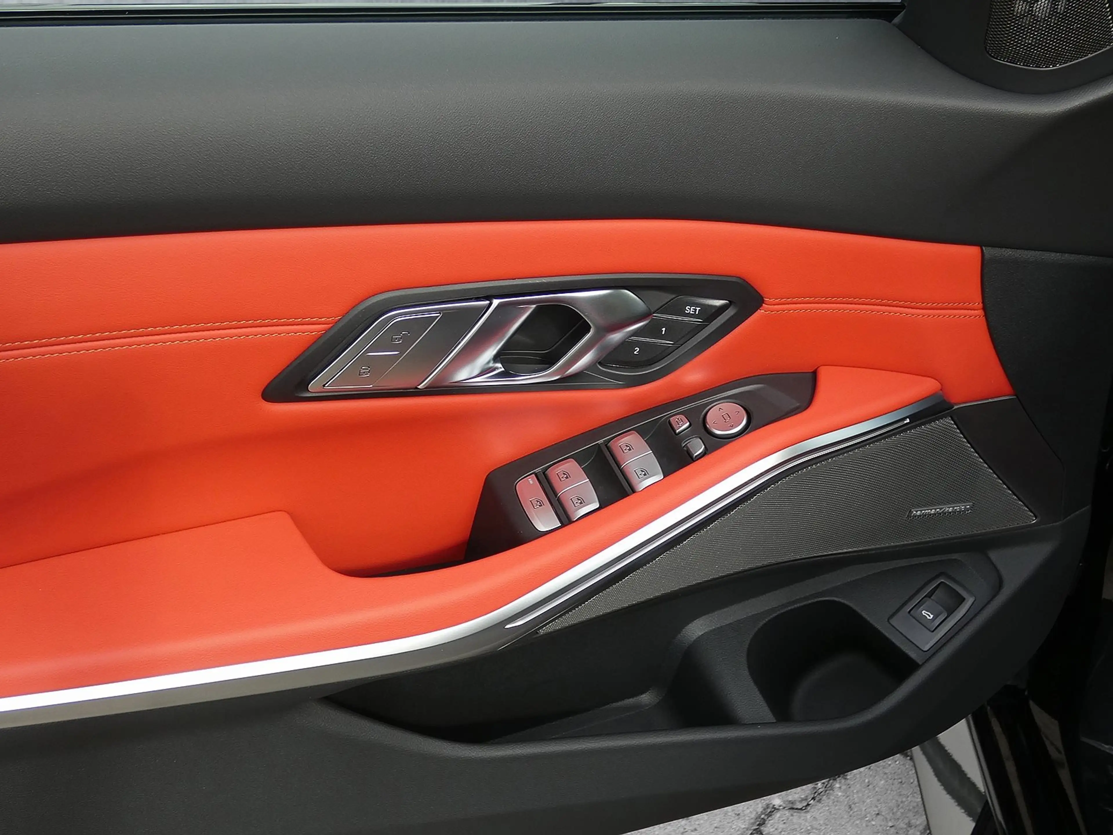 BMW M3 Competition M xDrive M Drivers P. HK HiFi — photo 12