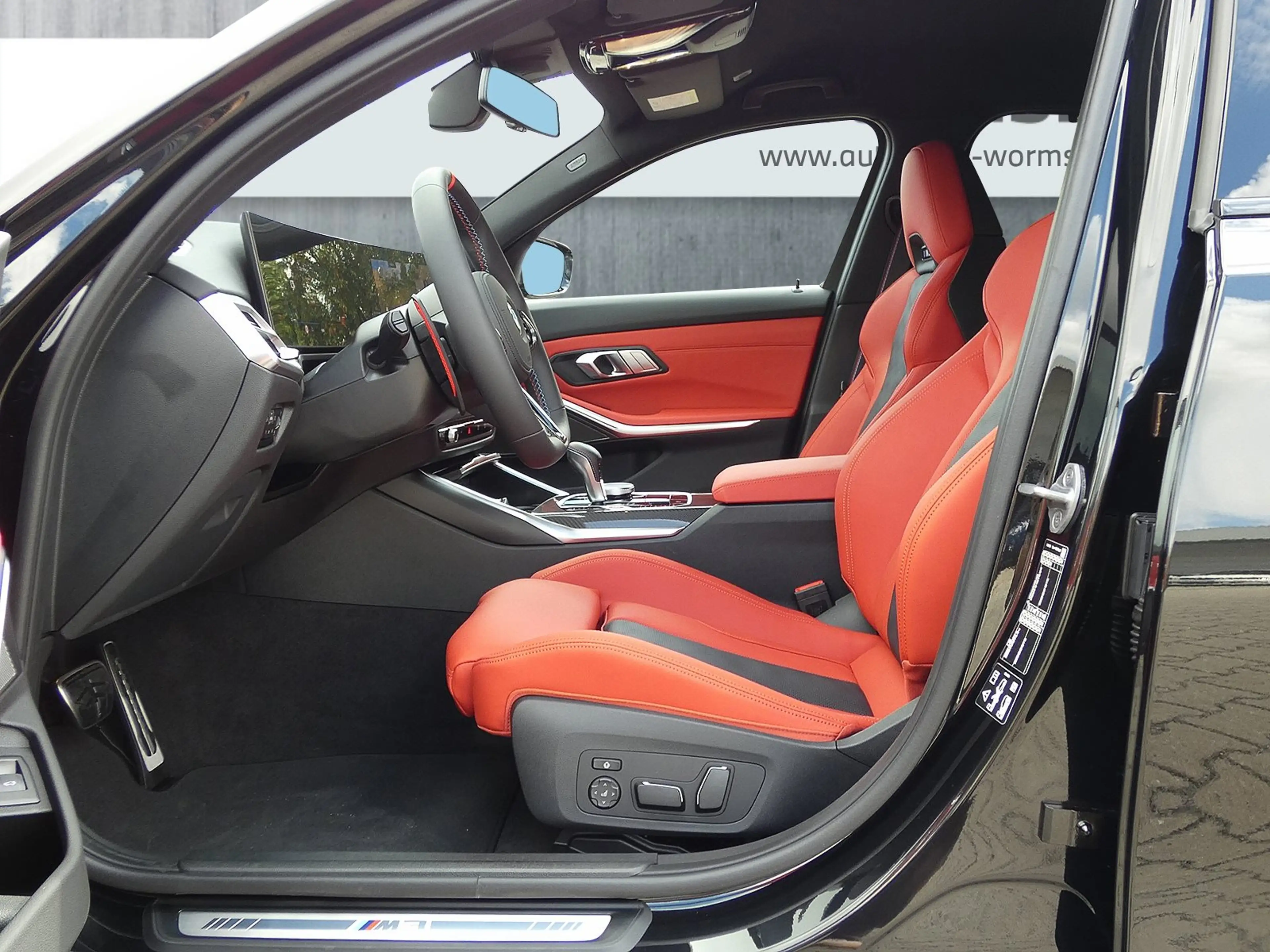 BMW M3 Competition M xDrive M Drivers P. HK HiFi — photo 10