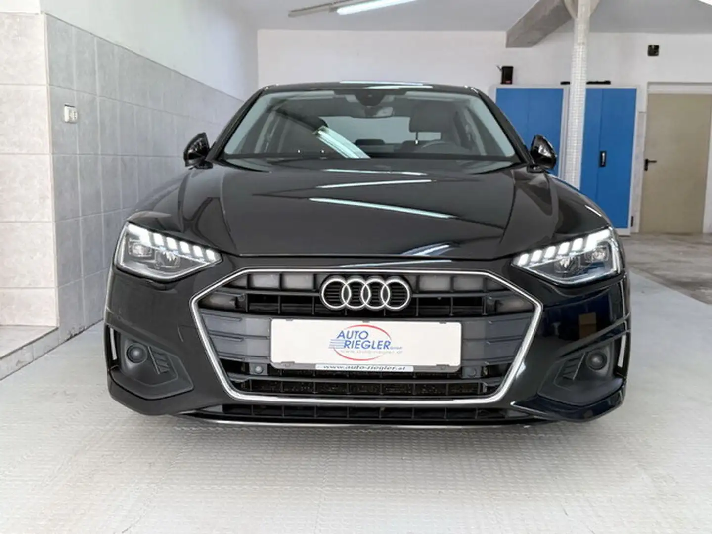 Audi A4 35 TDI '' Voll.LED-Navi-Leder-Virtual-AHK-Alu'' Schwarz - 2