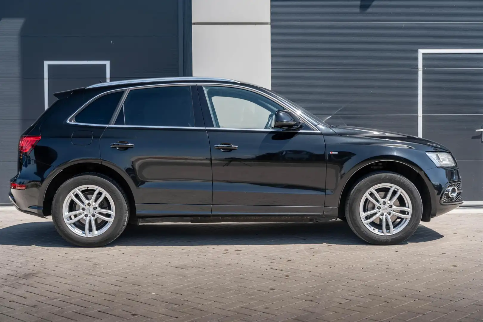 Audi Q5 2.0 TDI Quattro Sport Leder|Alcantara|Keyless! Noir - 2
