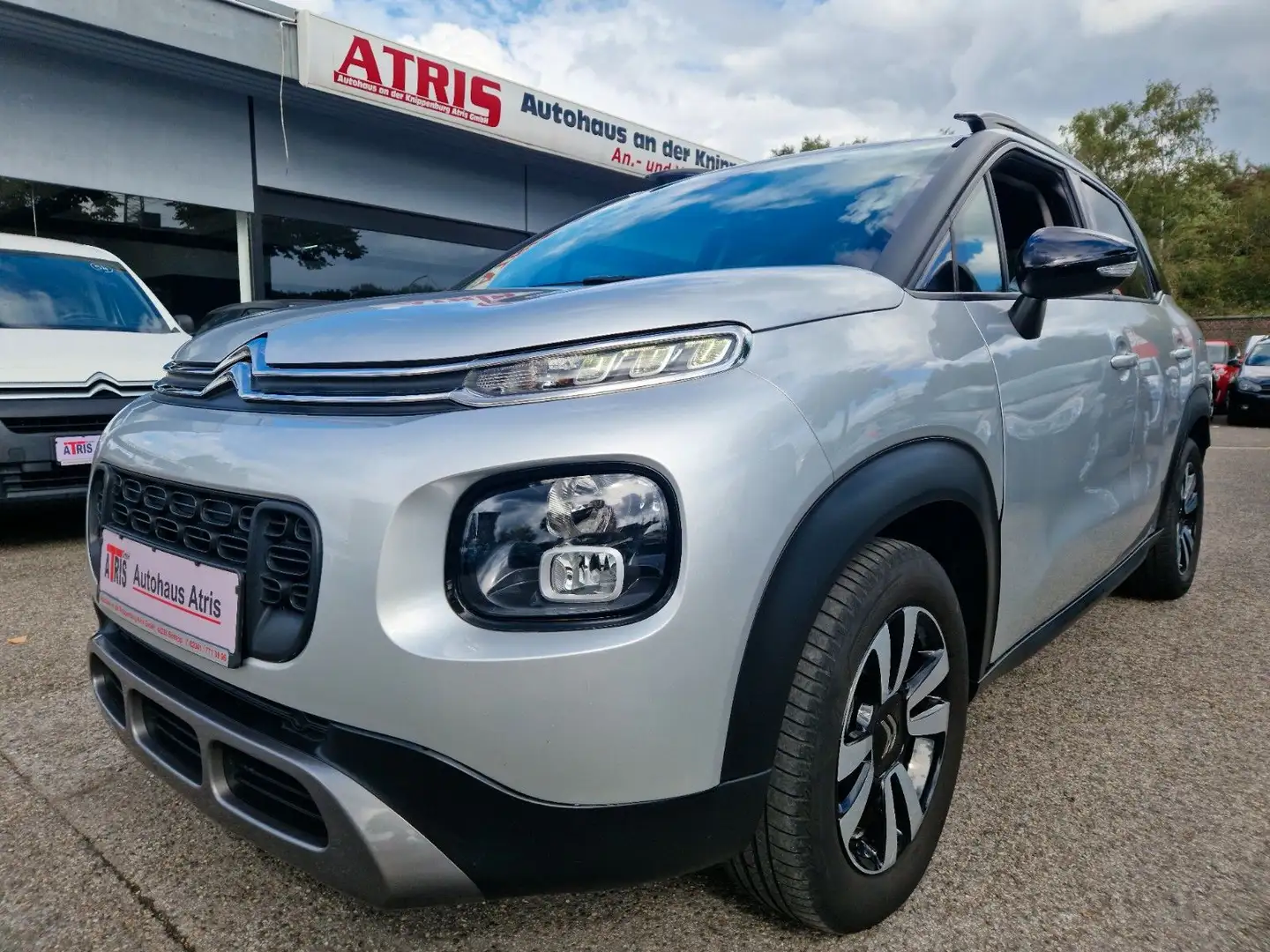 Citroen C3 Aircross Shine Navi Silber - 2
