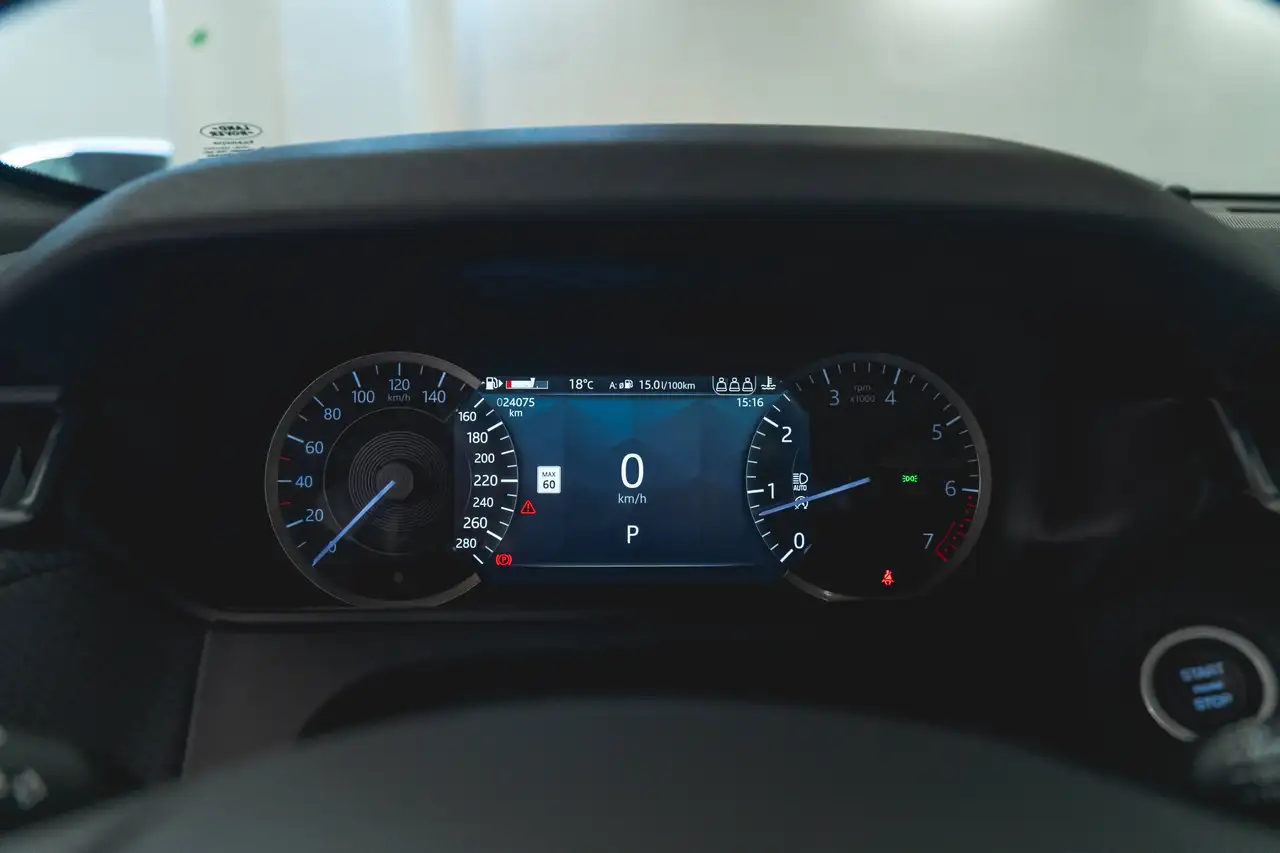 Land Rover Range Rover Velar снимка Land Rover Range Rover Velar