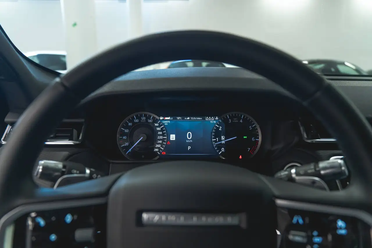 Land Rover Range Rover Velar снимка Land Rover Range Rover Velar