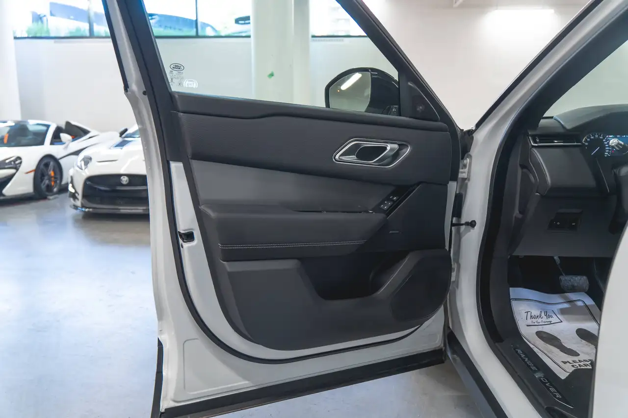 Land Rover Range Rover Velar снимка Land Rover Range Rover Velar