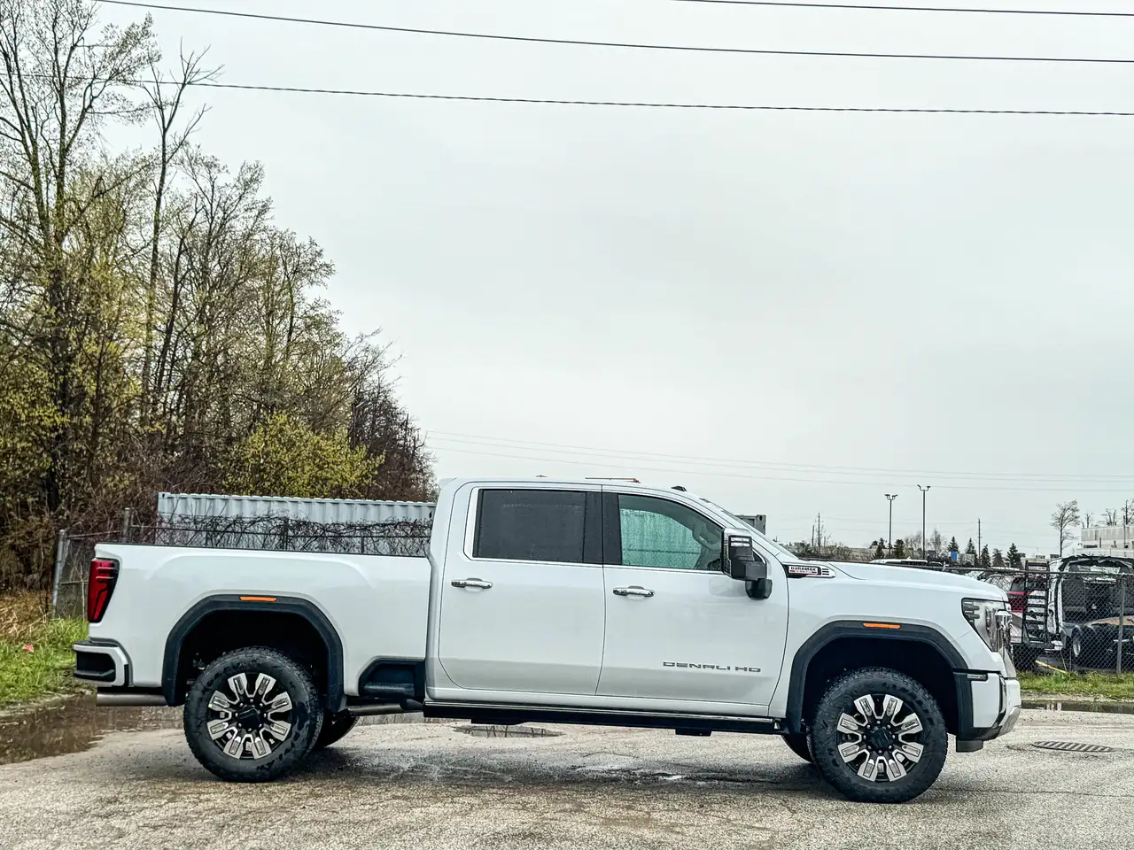 GMC Sierra 2500HD снимка GMC Sierra 2500HD