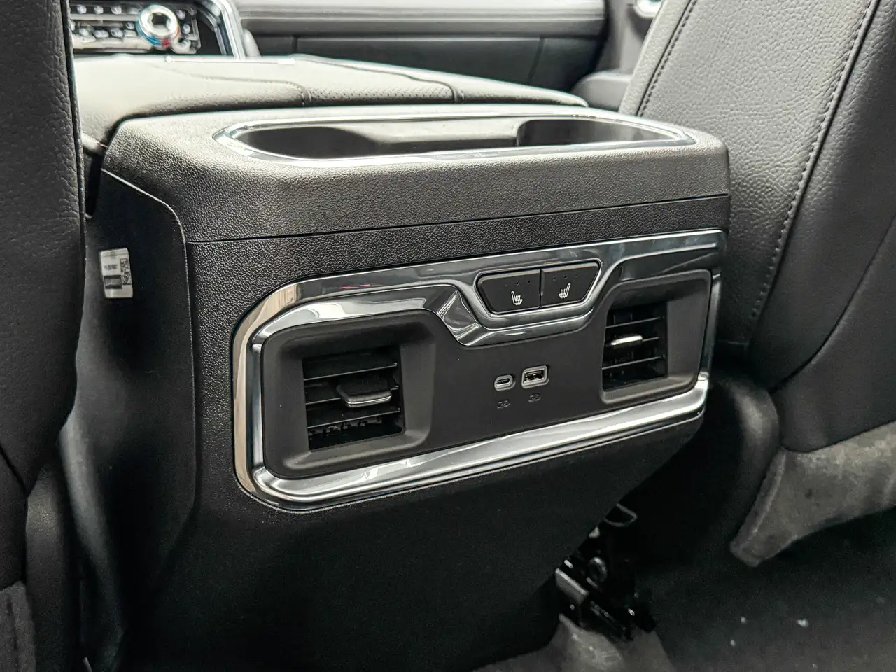 GMC Sierra 2500HD снимка GMC Sierra 2500HD
