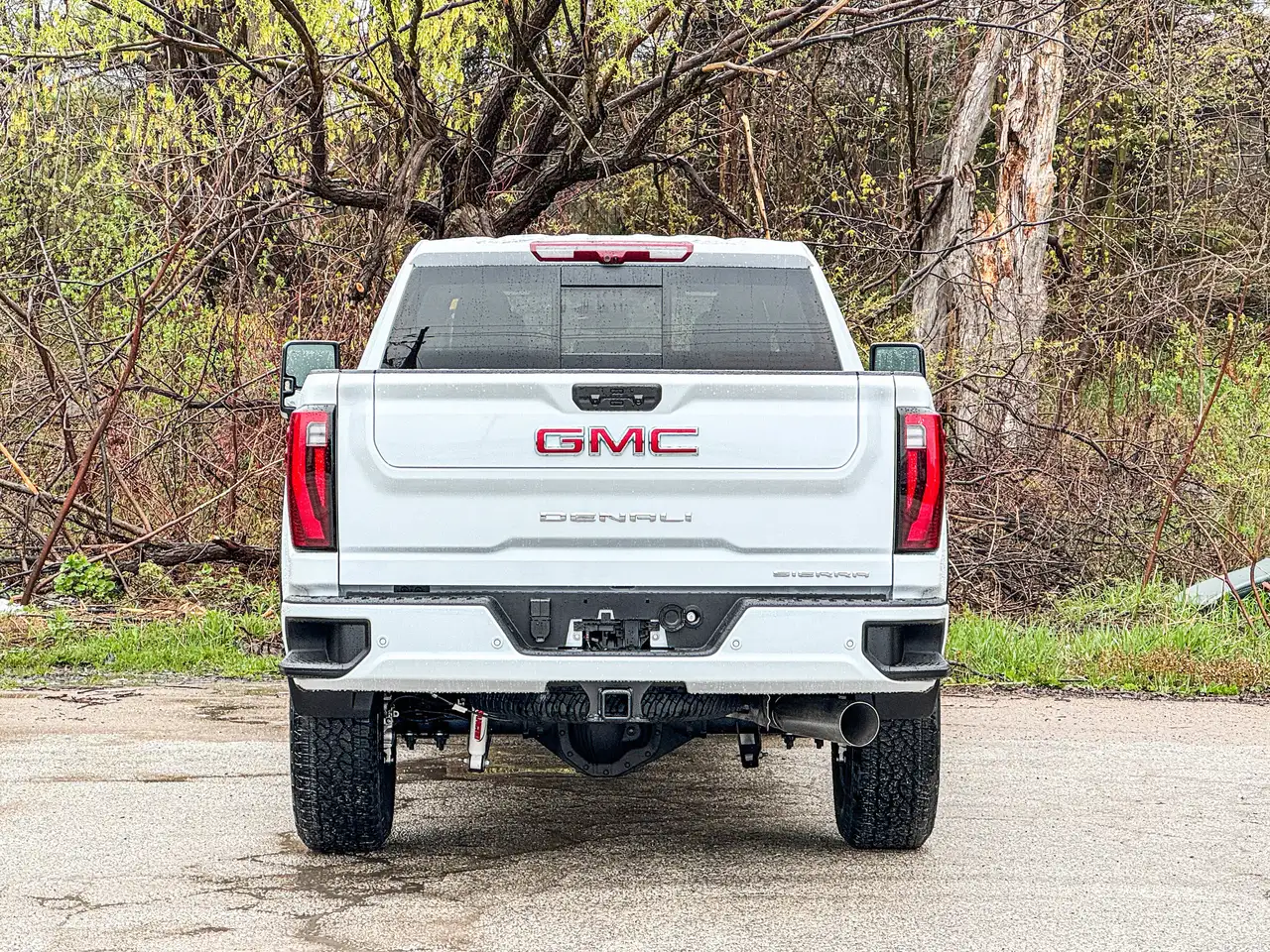 GMC Sierra 2500HD снимка GMC Sierra 2500HD