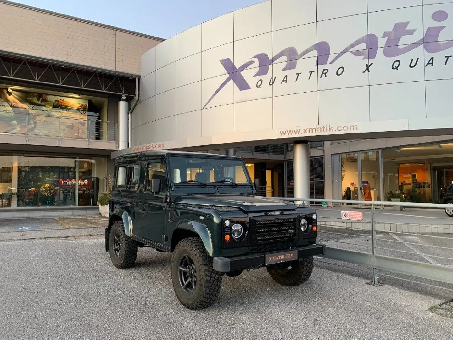 Land Rover Defender 90 2.5 Td5 Station Wagon Verde - 1