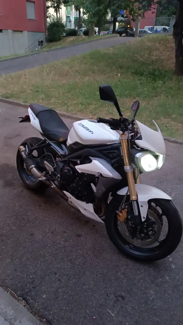 Triumph Street Triple 675 Bianco - 2