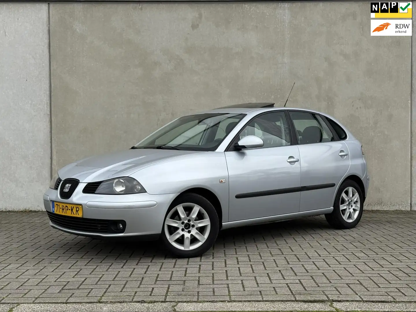 SEAT Ibiza 1.4-16V Sensation, Clima, APK, Trekhaak Grijs - 1