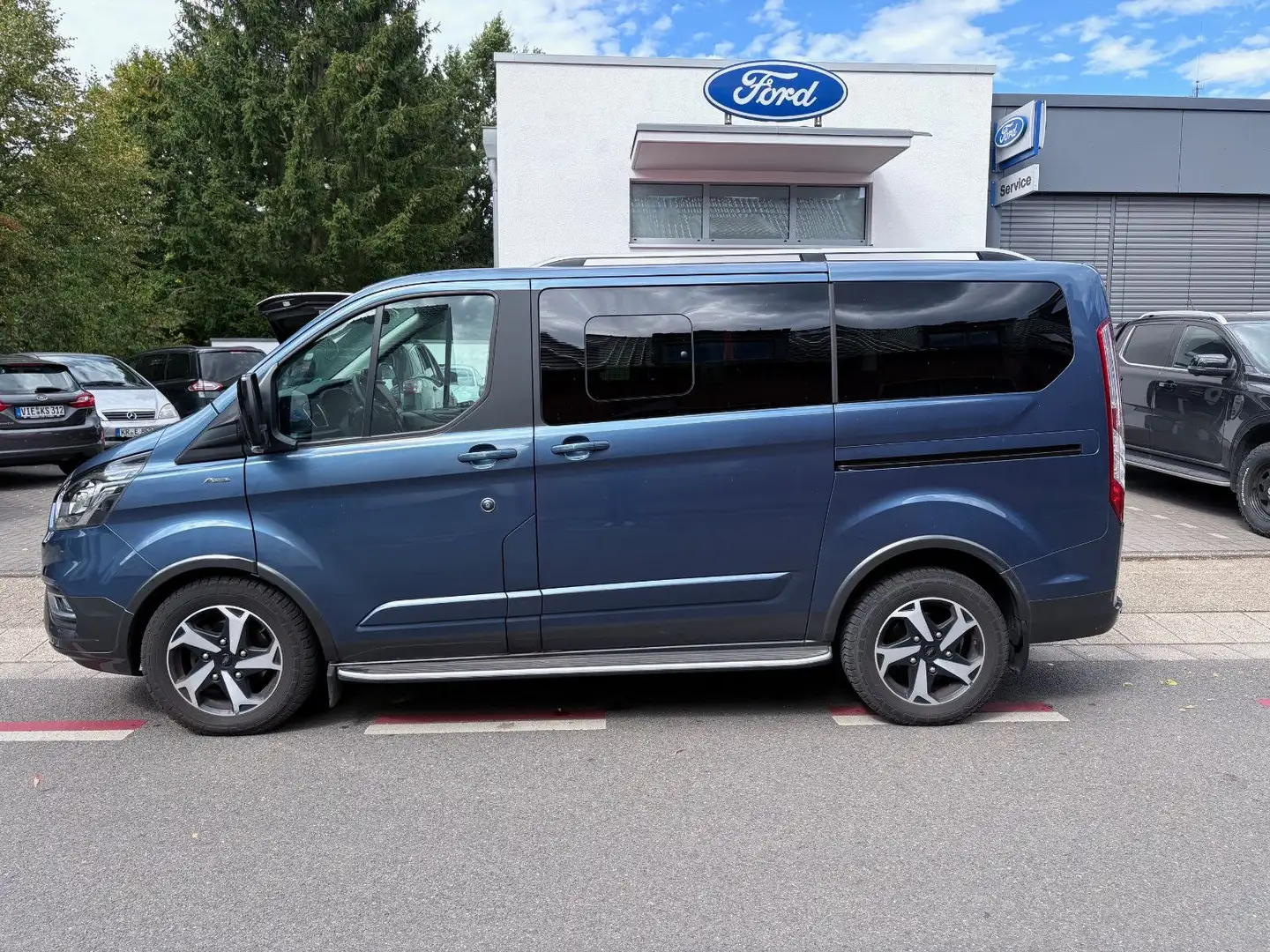 Ford Transit /Tourneo L1 Active-WENIG KM!-Automatik Blau - 2