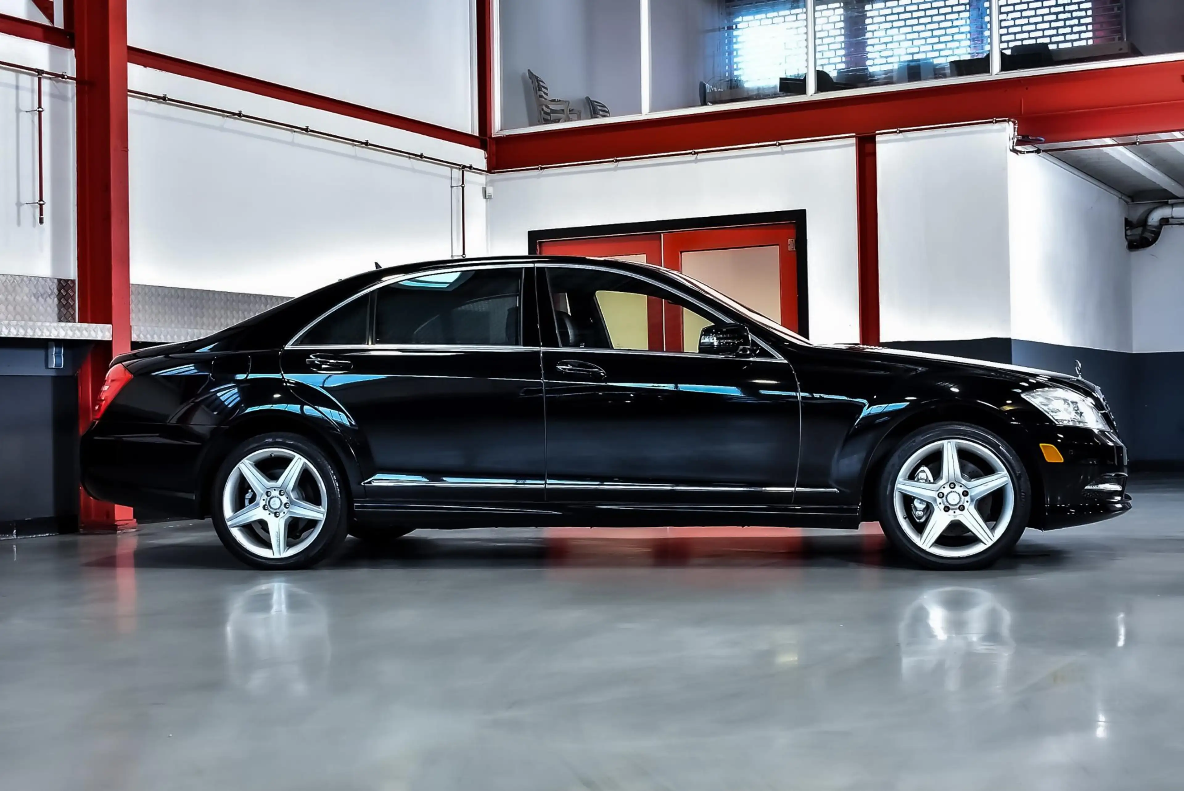 Mercedes-Benz S 550 4-Matic — photo 6