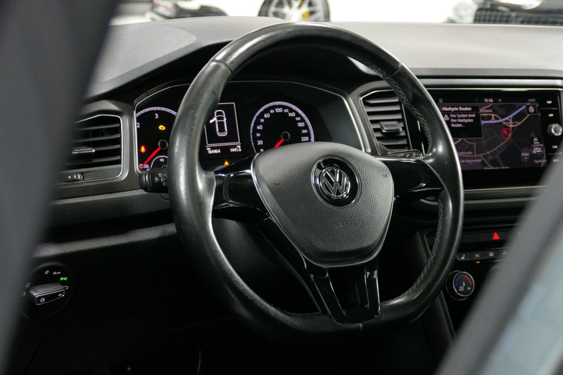 Volkswagen T-Roc TDI Style R-Line *Kamera*Sitzheizung*Navi* — photo 8