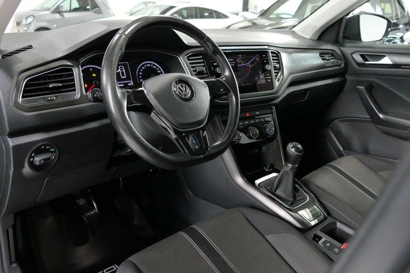 Volkswagen T-Roc TDI Style R-Line *Kamera*Sitzheizung*Navi* — photo 7