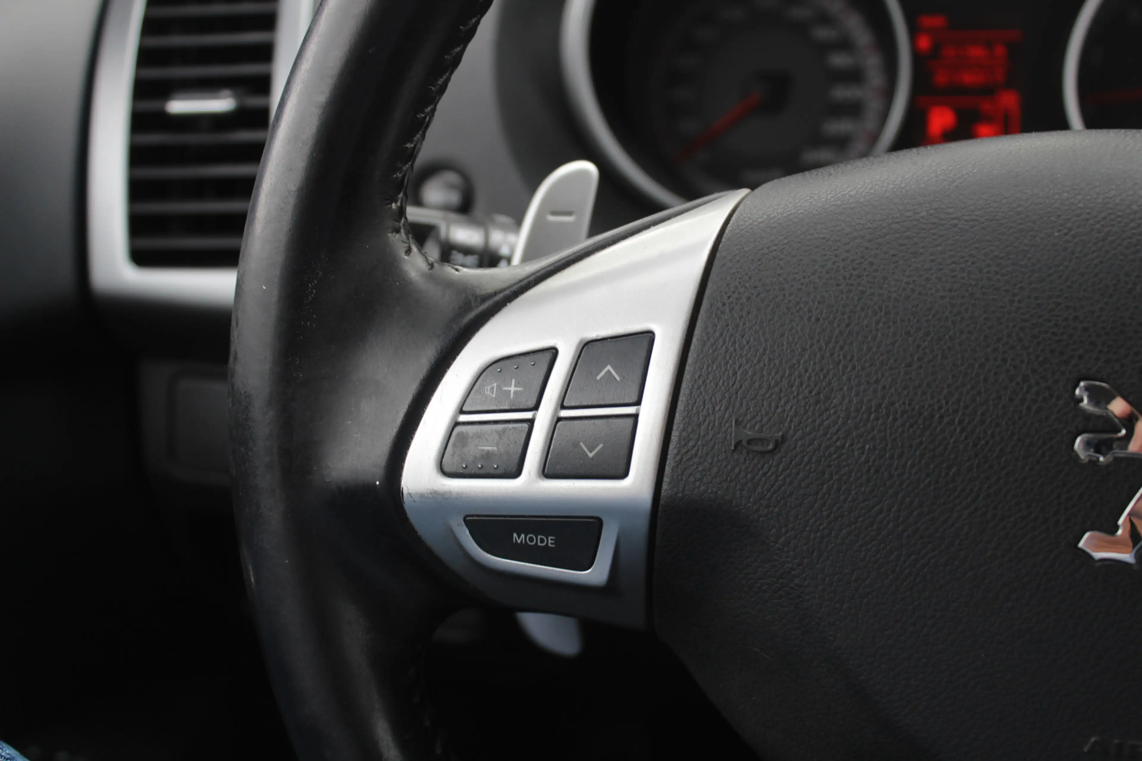 Peugeot 4007 2.4 ST 7p. Airco (automatisch) l Trekhaak l 7 pers — photo 13