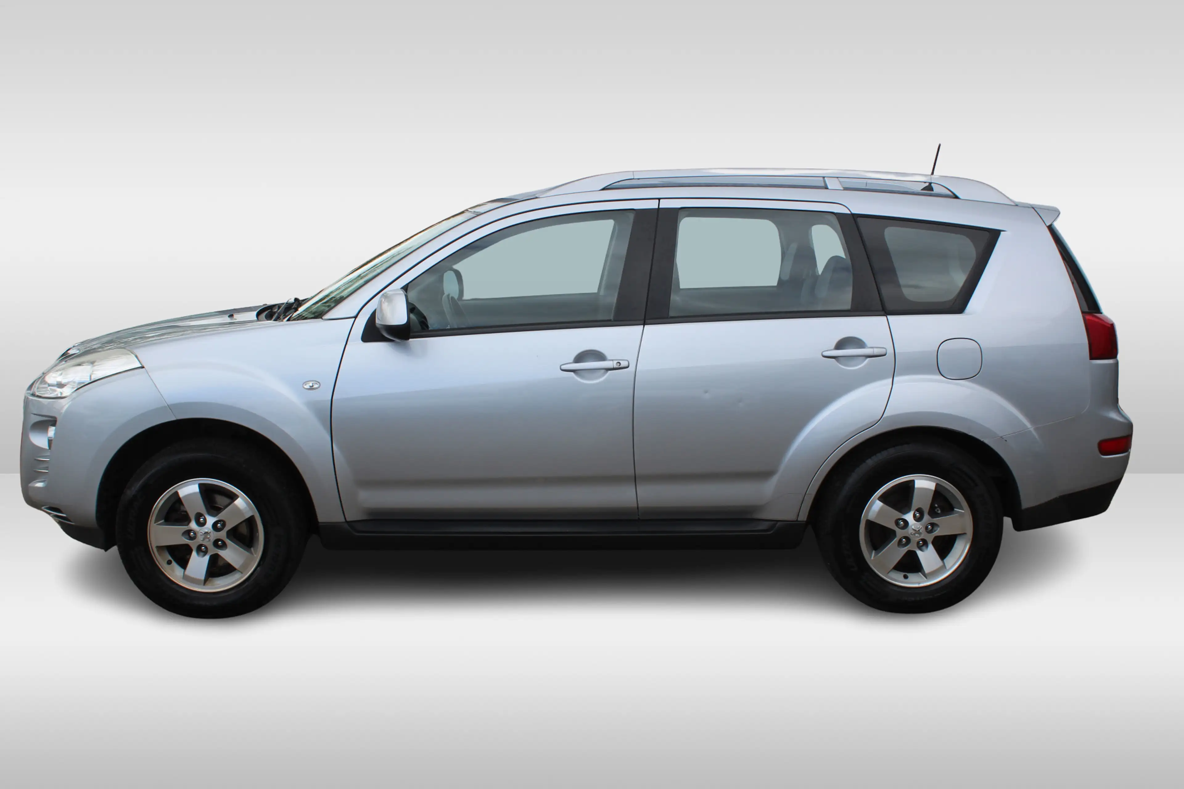Peugeot 4007 2.4 ST 7p. Airco (automatisch) l Trekhaak l 7 pers — photo 3