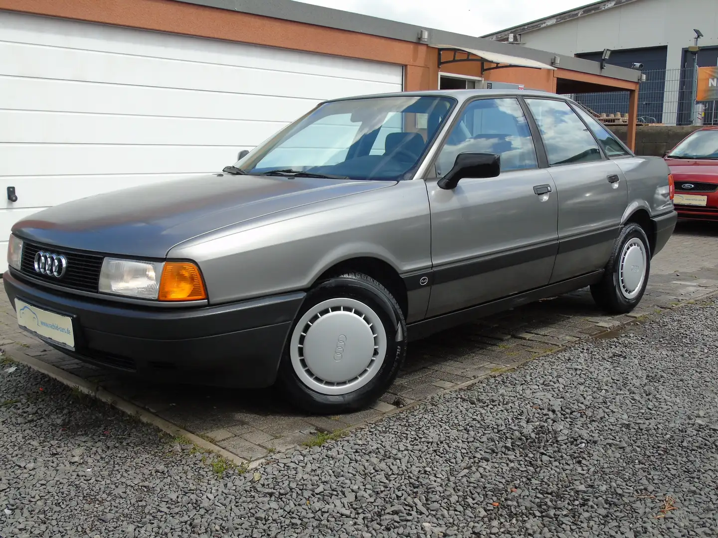Audi 80 2HAND*38 JAHRE ALT*BATTERIE NEU*GEPFLEGT*ROSTFREI Gri - 1