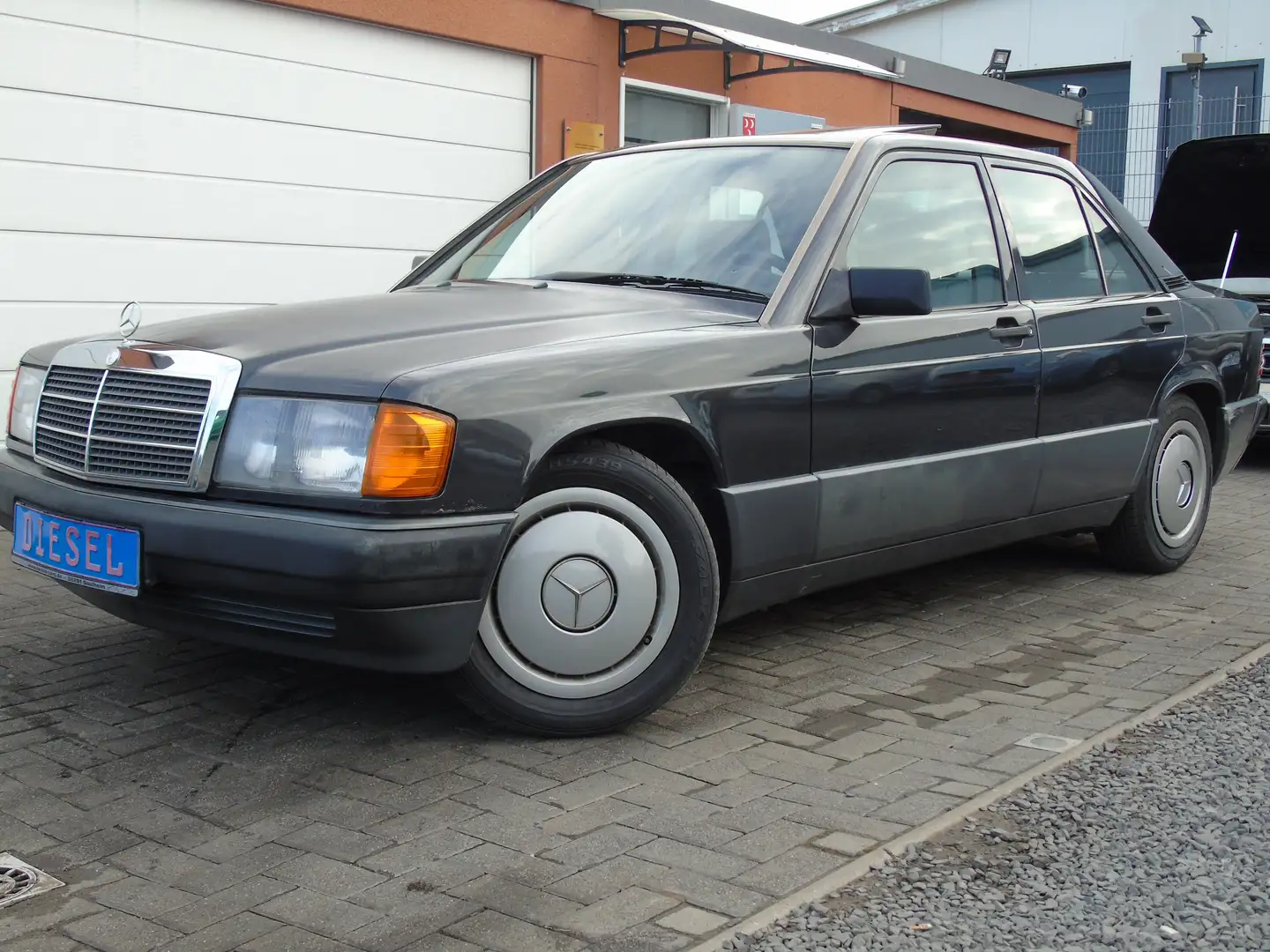 Mercedes-Benz 190 DIESEL*SCHIEBEDACH*1 VORHALTER*4 KOPFSTÜTZEN.. Noir - 1