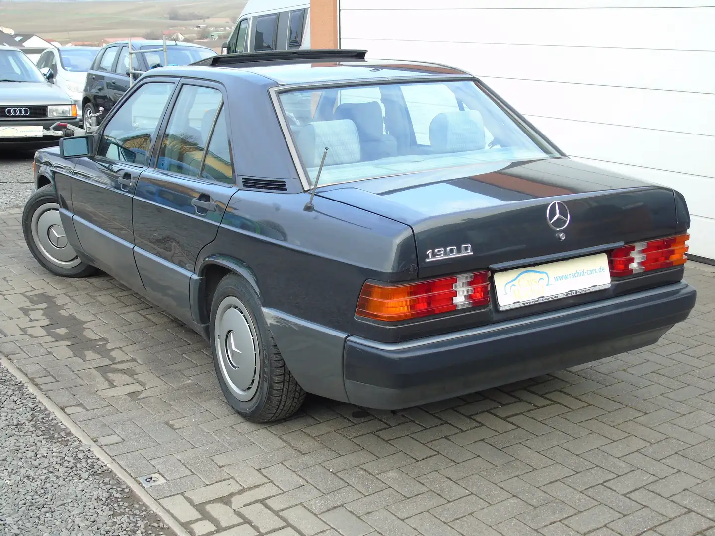 Mercedes-Benz 190 DIESEL*SCHIEBEDACH*1 VORHALTER*4 KOPFSTÜTZEN.. Noir - 2
