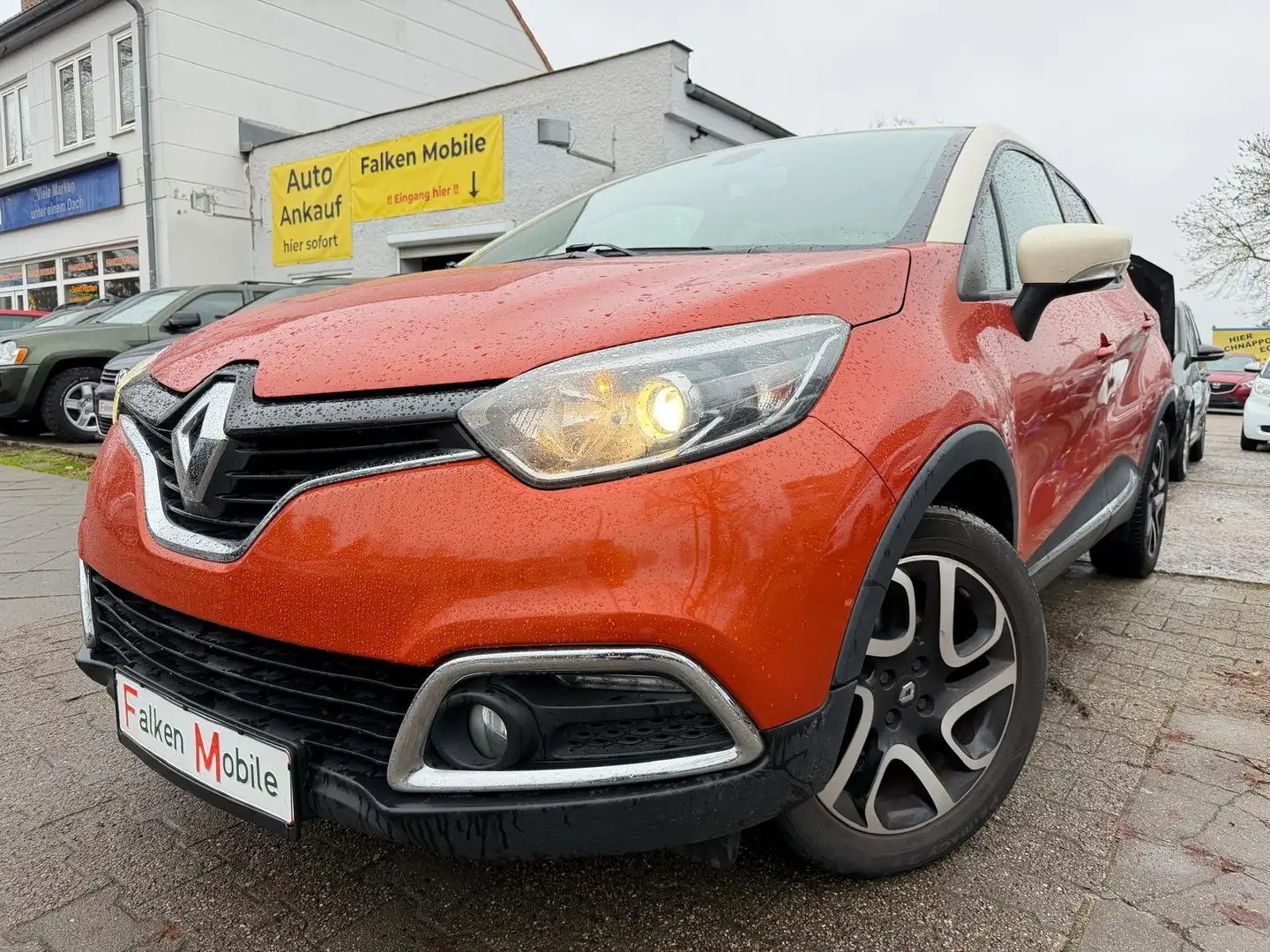 Renault Captur Luxe + Klima + Navi + 1.2t AHK + 8 fach Orange - 1