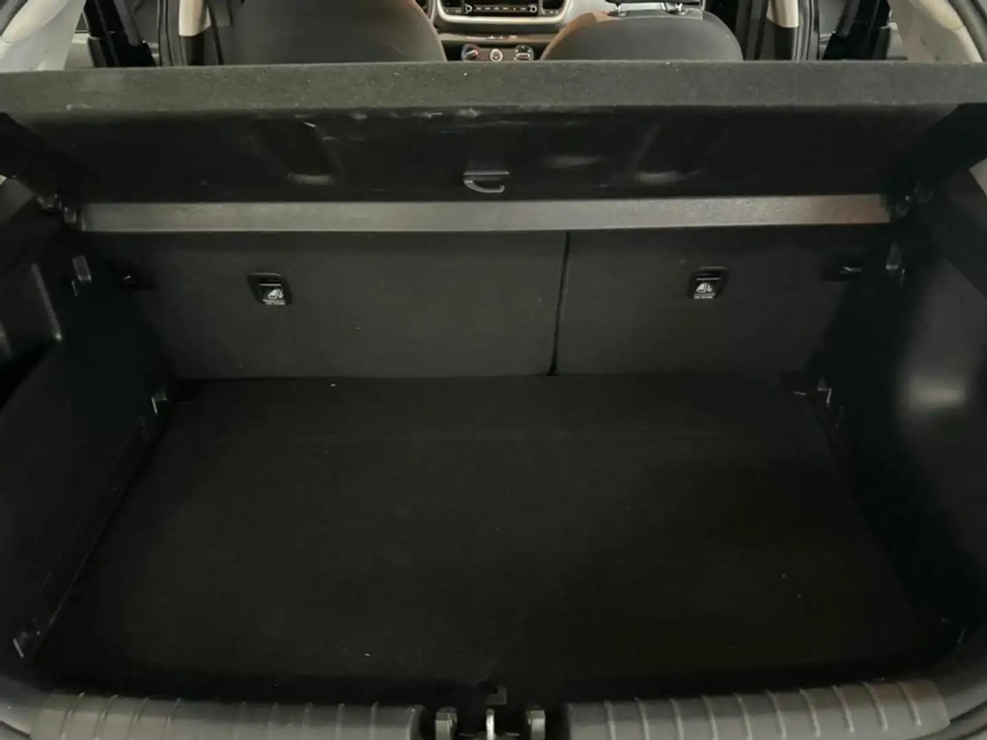 Kia Stonic 1.2 DPi 62kW (84CV) Drive Negro - 1