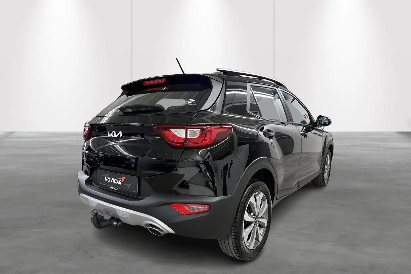 Kia Stonic 1.2 Urban Edition Noir - 2