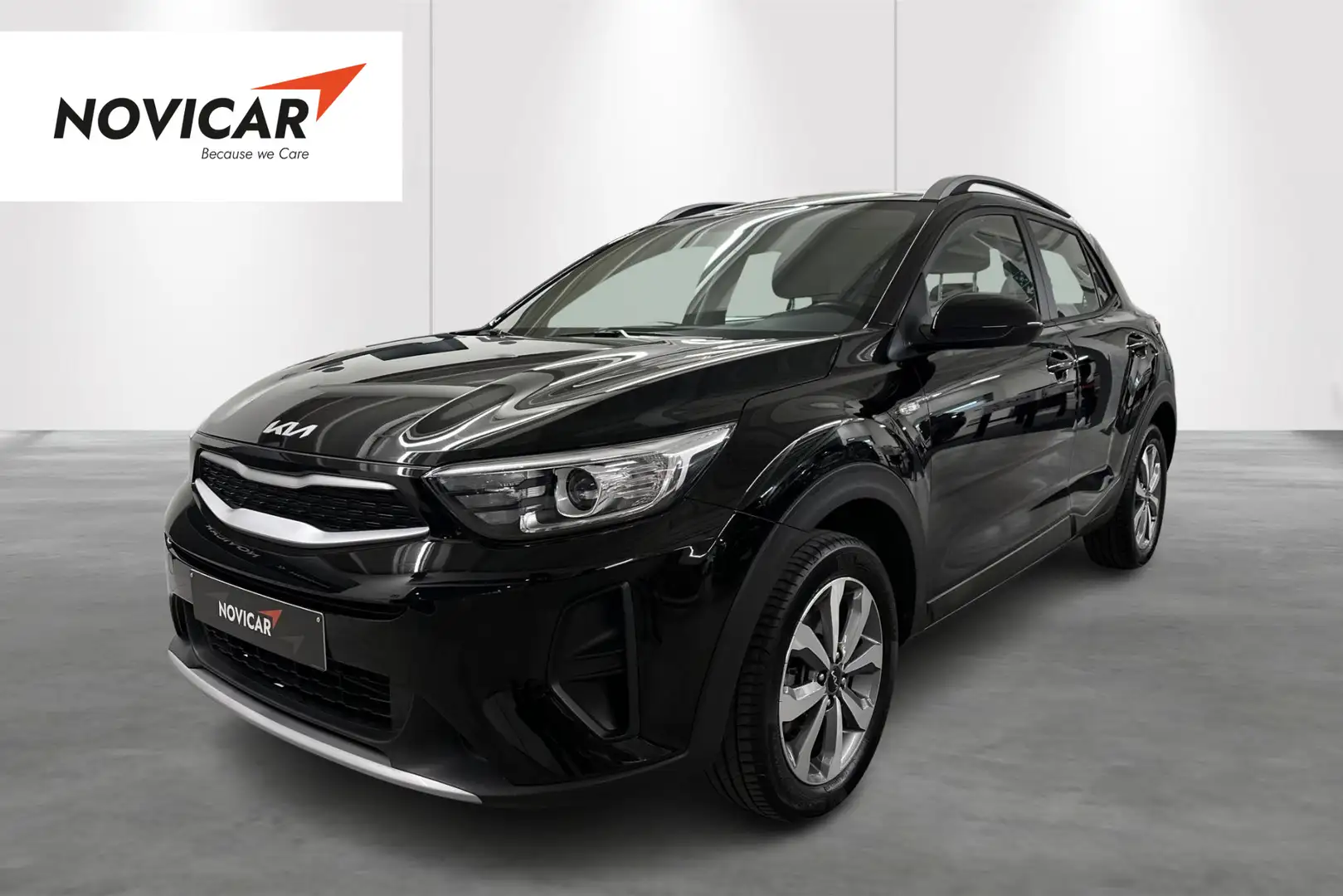 Kia Stonic 1.2 Urban Edition Noir - 1
