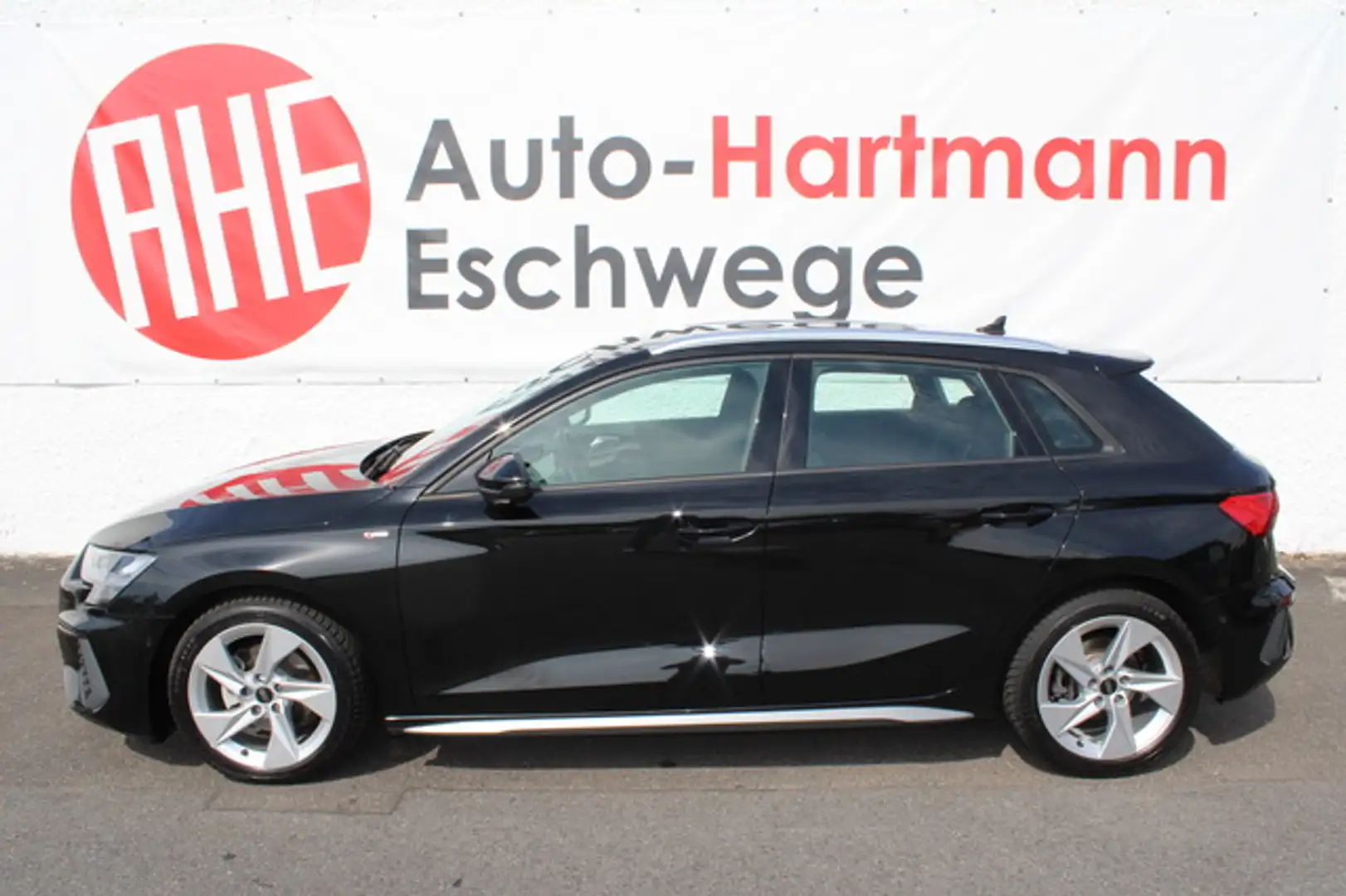 Audi A3 Sportback 35 TDI S-line Navi virtual Anschlga Schwarz - 2